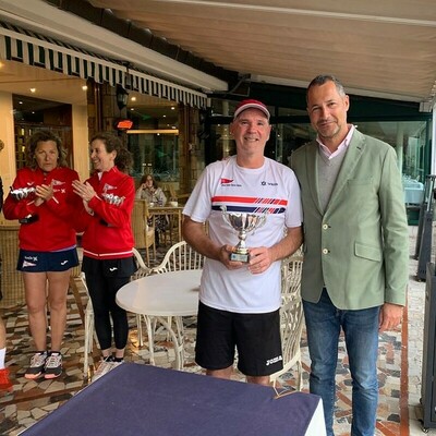 Luis Fernando Ruiz Sánchez, del Real Club de Tenis de Gijón, subcampeón de Asturias +55 en 2023