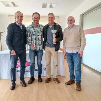 Ricardo Vigón Menéndez (RCTG) y Alejandro Molina Sánchez (RGCC) fueron los subcampeones en dobles +55