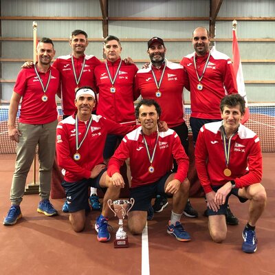 El Grupo Covadonga, brillante campeón de Asturias por equipos +35 de primera categoría