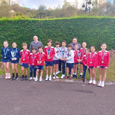 LOS BENJAMINES DEL REAL CLUB TENIS GIJÓN Y LAS BENJAMINES DEL REAL GRUPO CULTURA COVADONGA, CAMPEONES DE ASTURIAS